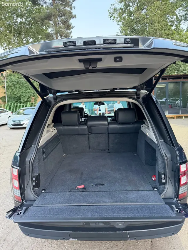 Land Rover Range Rover 2015 · 5.0 AT