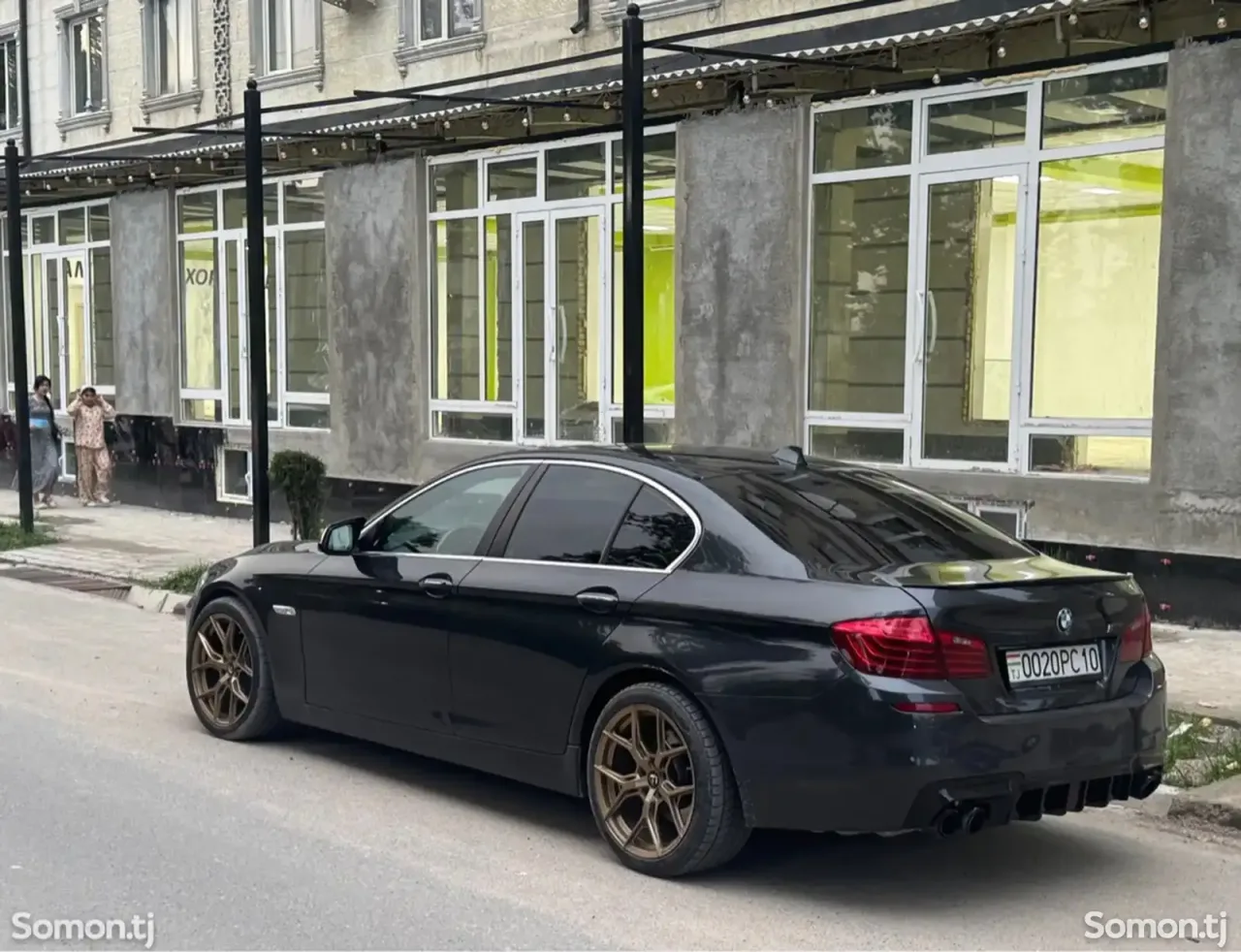 BMW 5 series 2012 · 2.0 AT