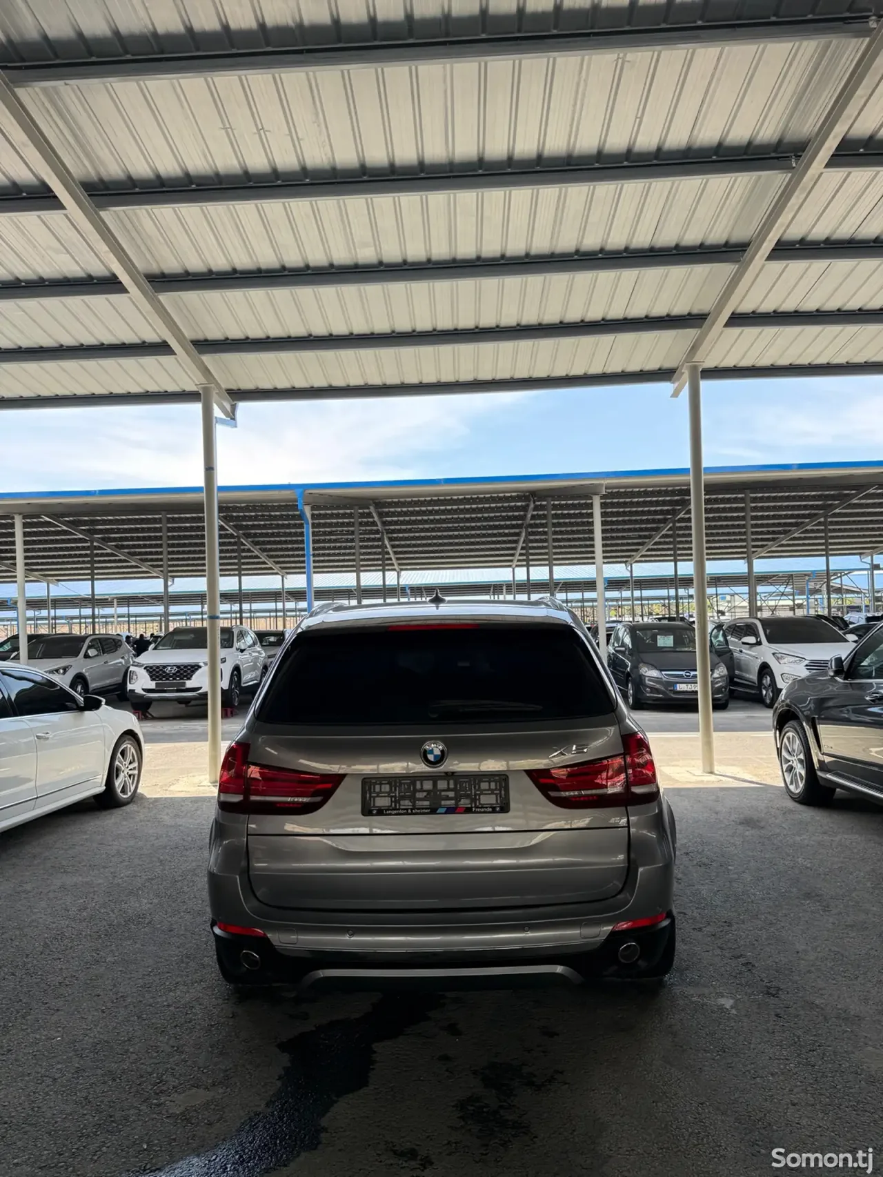 BMW X5 2015 · 3.0 AT