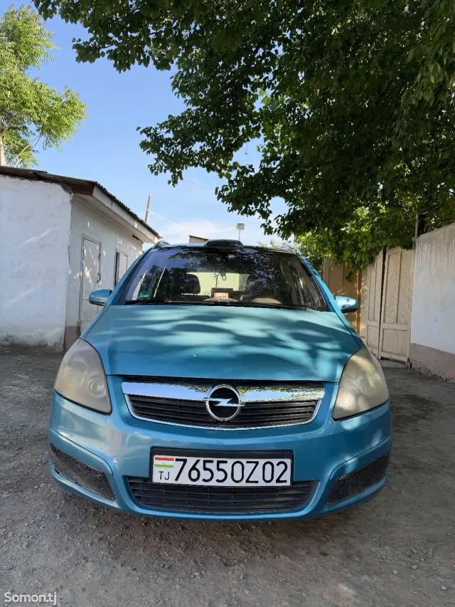 Opel Zafira 2006 · 1.8 MT