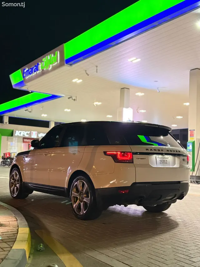 Land Rover Range Rover Sport 2015 · 3.0 AT
