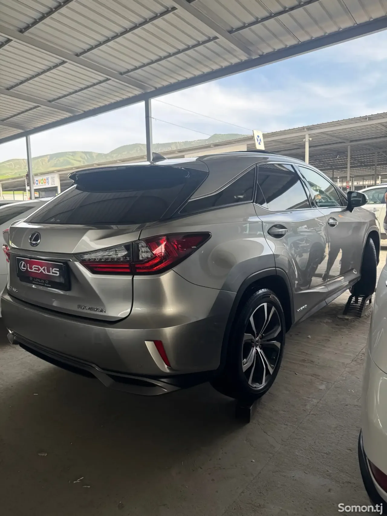 Lexus RX series 2018 · 4.5 AT