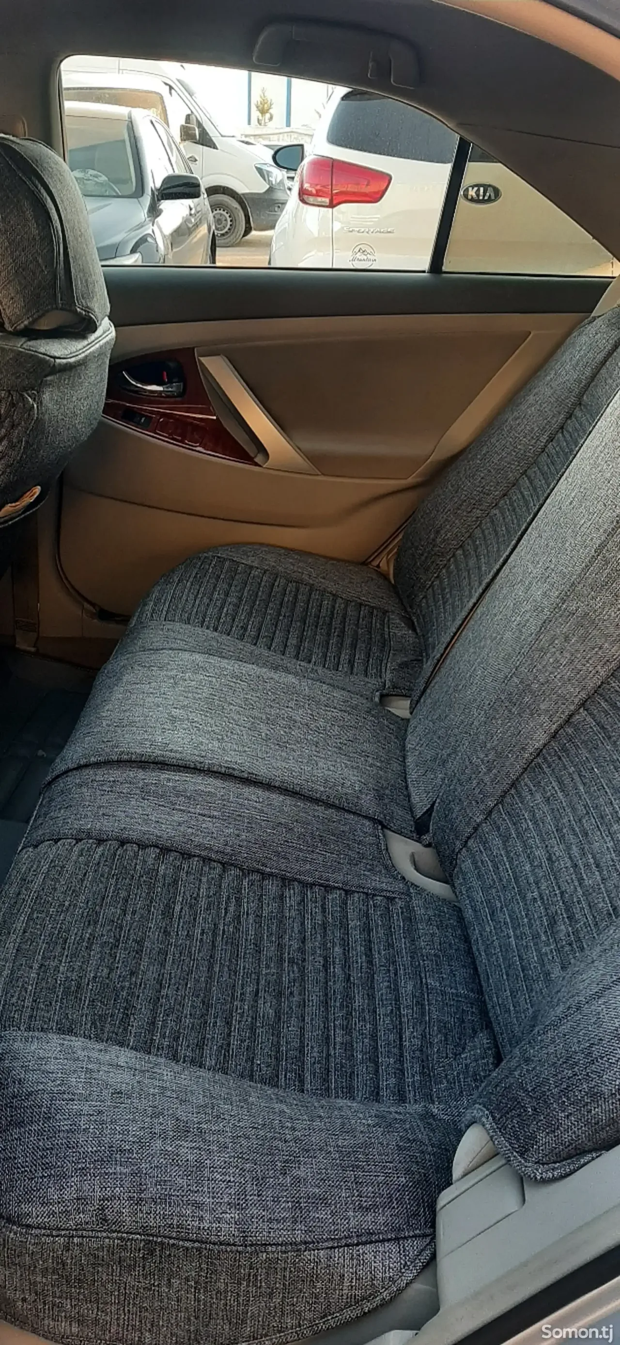 Toyota Camry 2008 · 2.4 AT