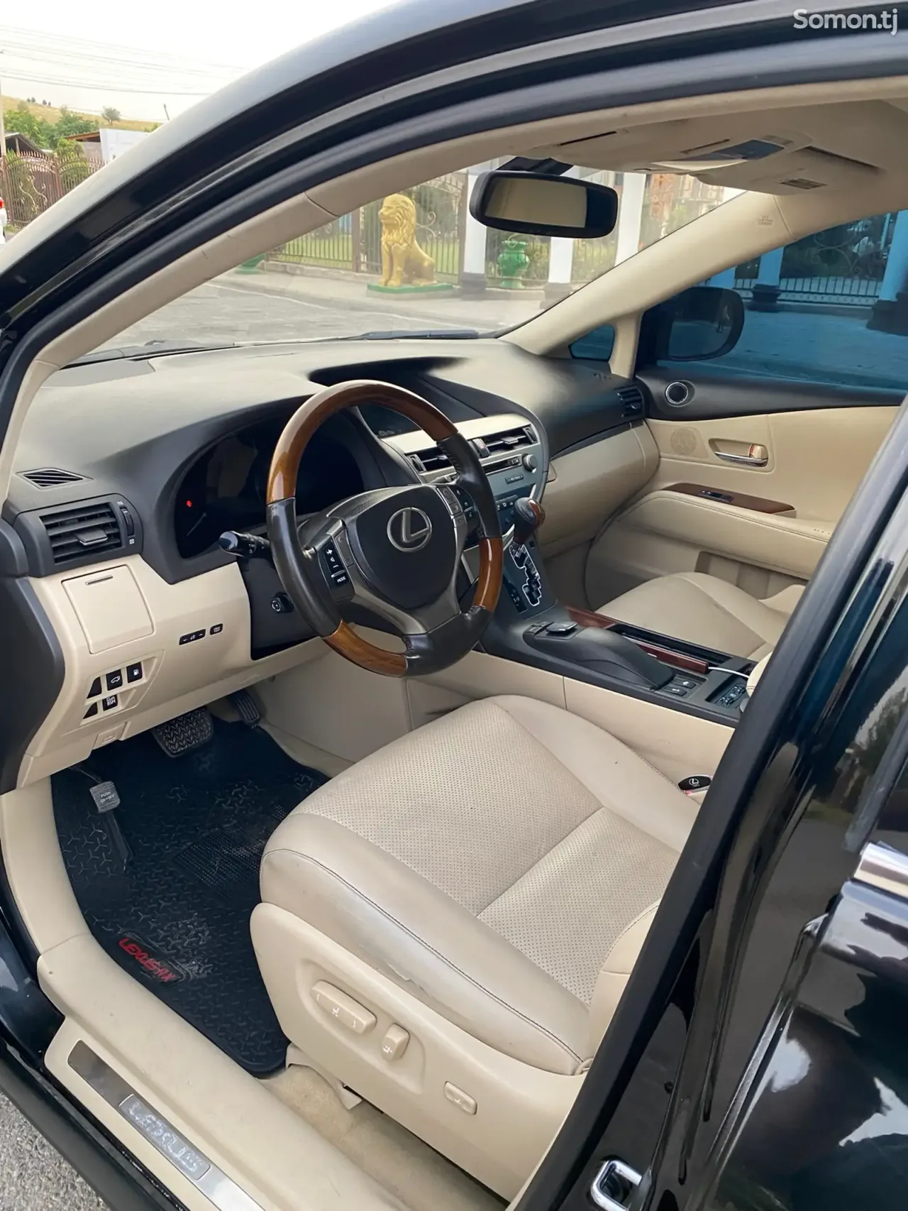 Lexus RX series 2013 · 4.5 AT