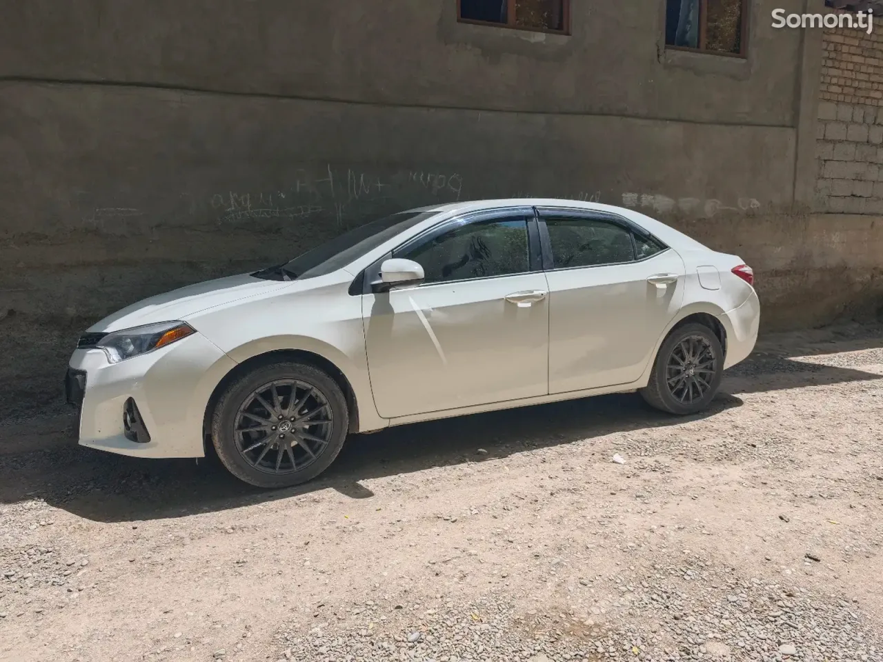 Toyota Corolla 2014 · 1.8 AT