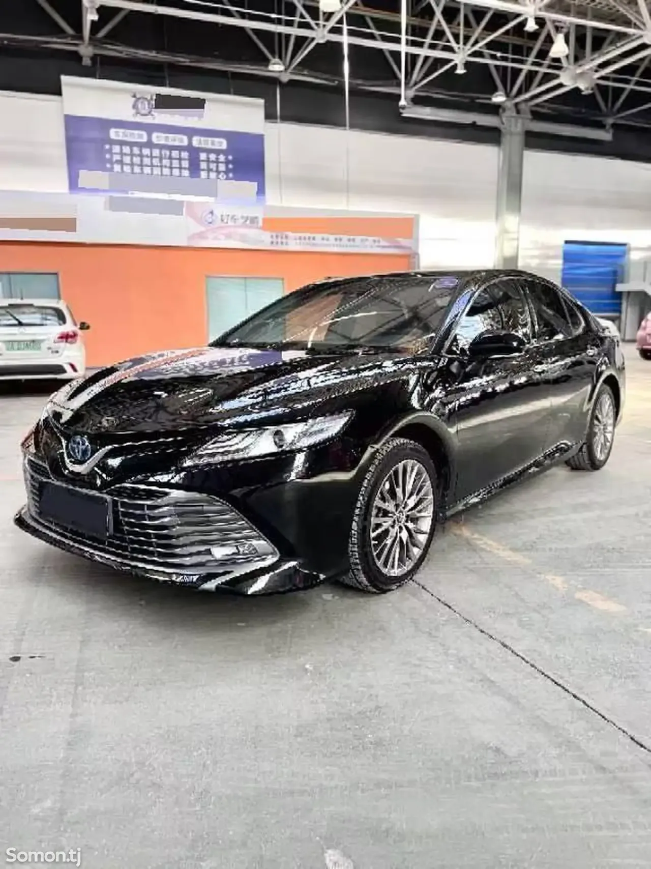 Toyota Camry 2018 · 2.5 AT