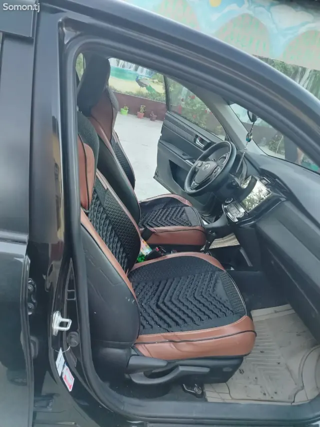 Toyota Fielder 2014 · 1.5 AT