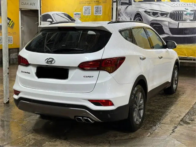 Hyundai Santa Fe 2015 · 2.0 AT