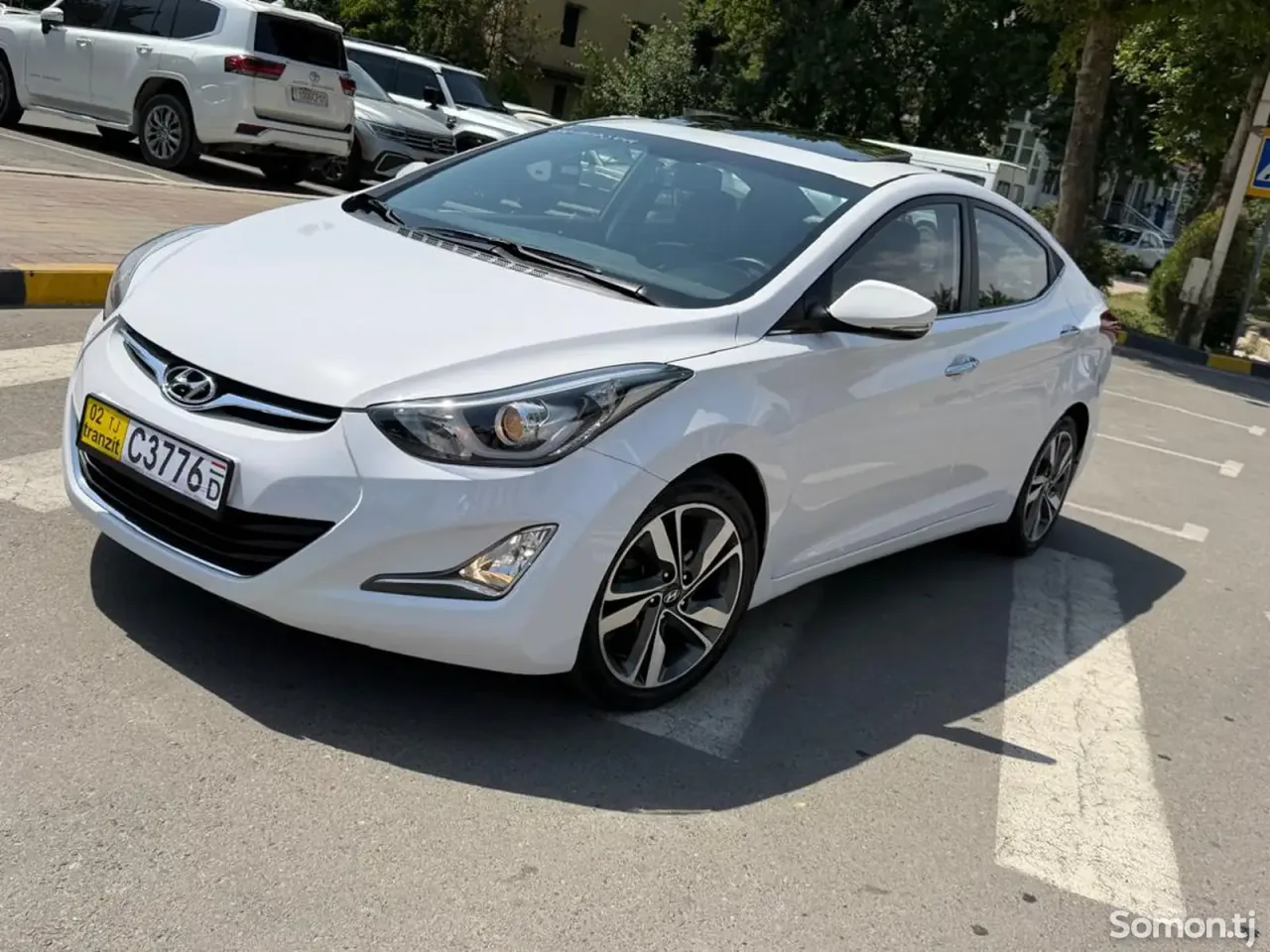 Hyundai Avante 2014 · 1.6 AT