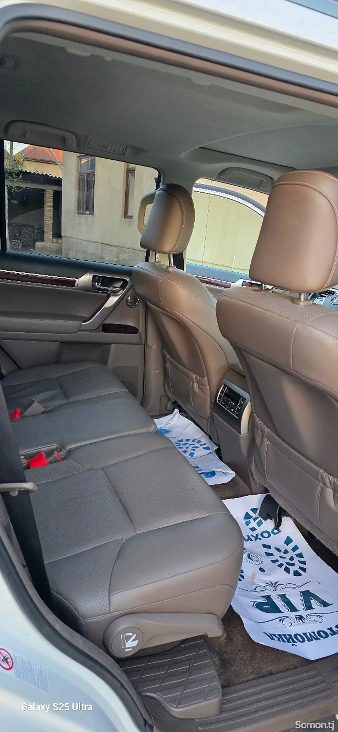 Lexus GX series 2015 · 4.6 AT