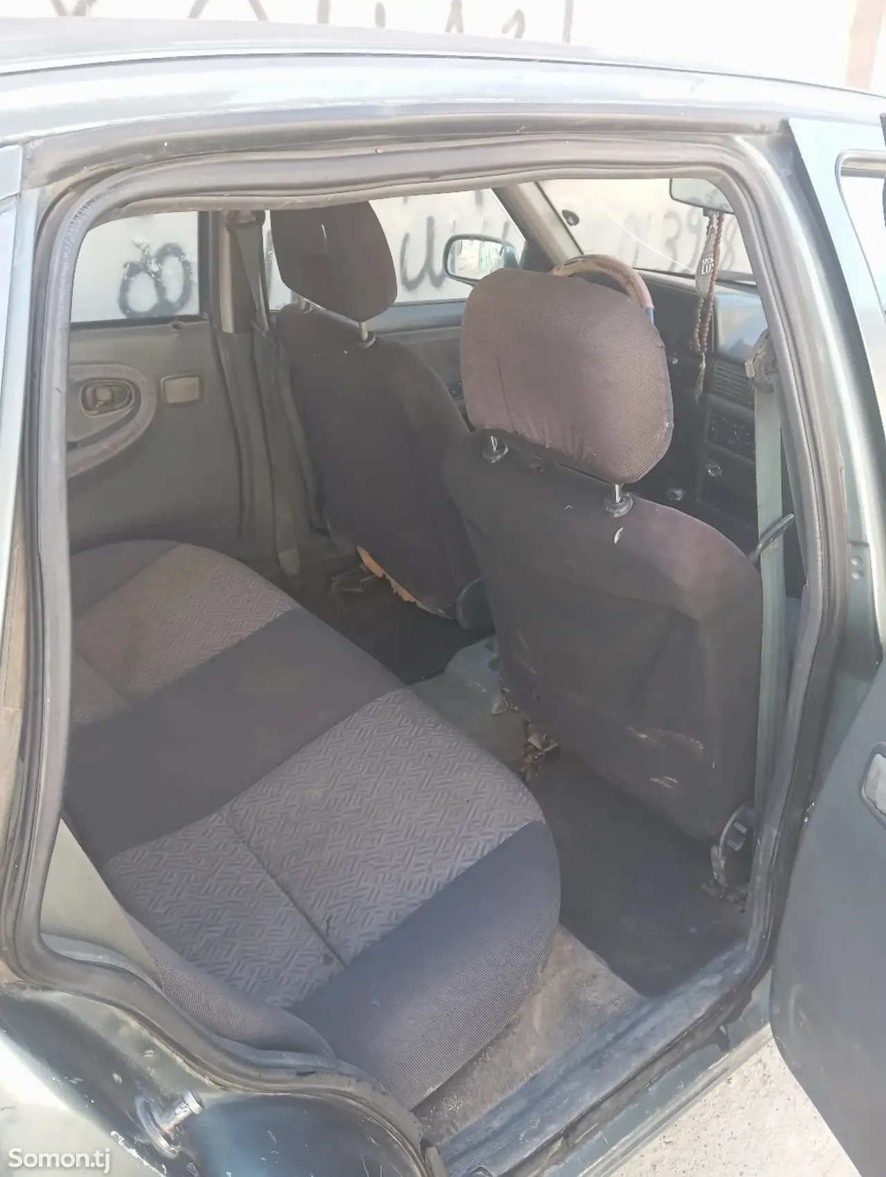 Daewoo Nexia 1995 · 1.6 MT
