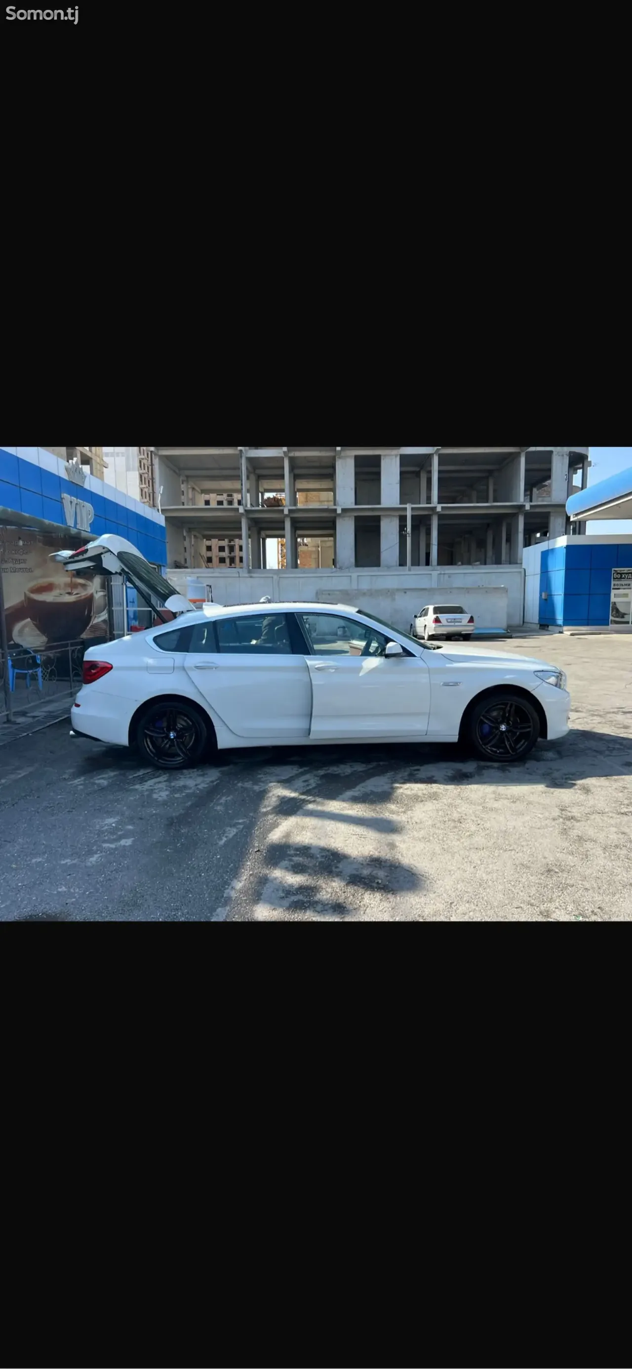 BMW 5 series 2011 · 3.5 AT
