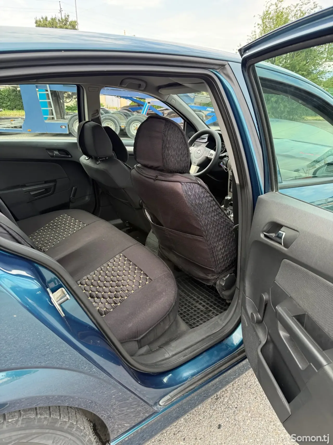 Opel Astra H 2007 · 1.6 MT