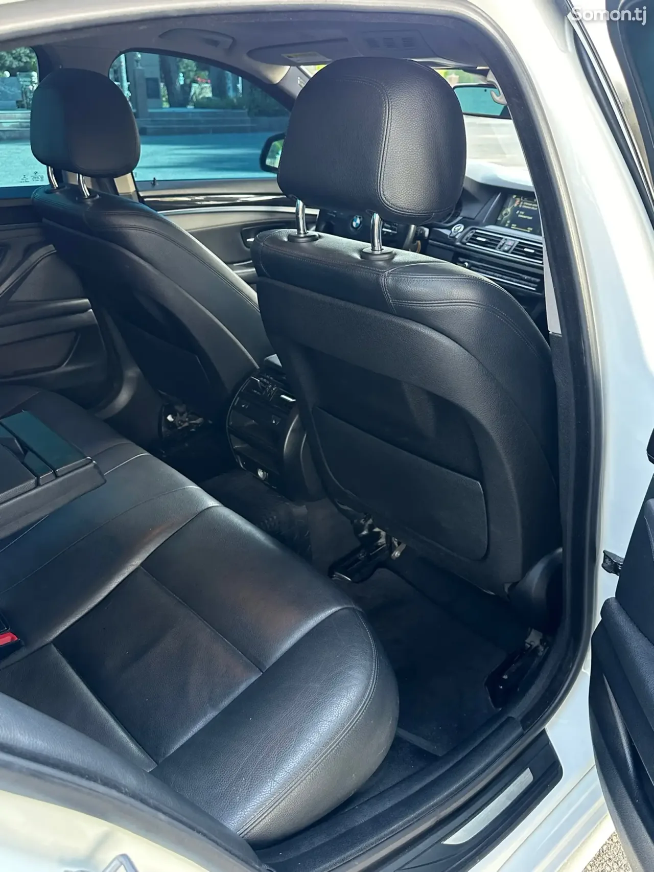 BMW 5 series 2014 · 2.0 AT