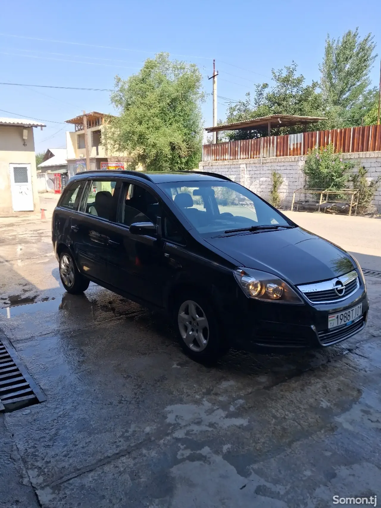 Opel Zafira 2006 · 1.6 MT