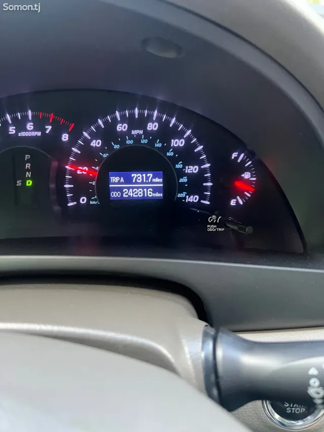Toyota Camry 2011 · 2.5 AT