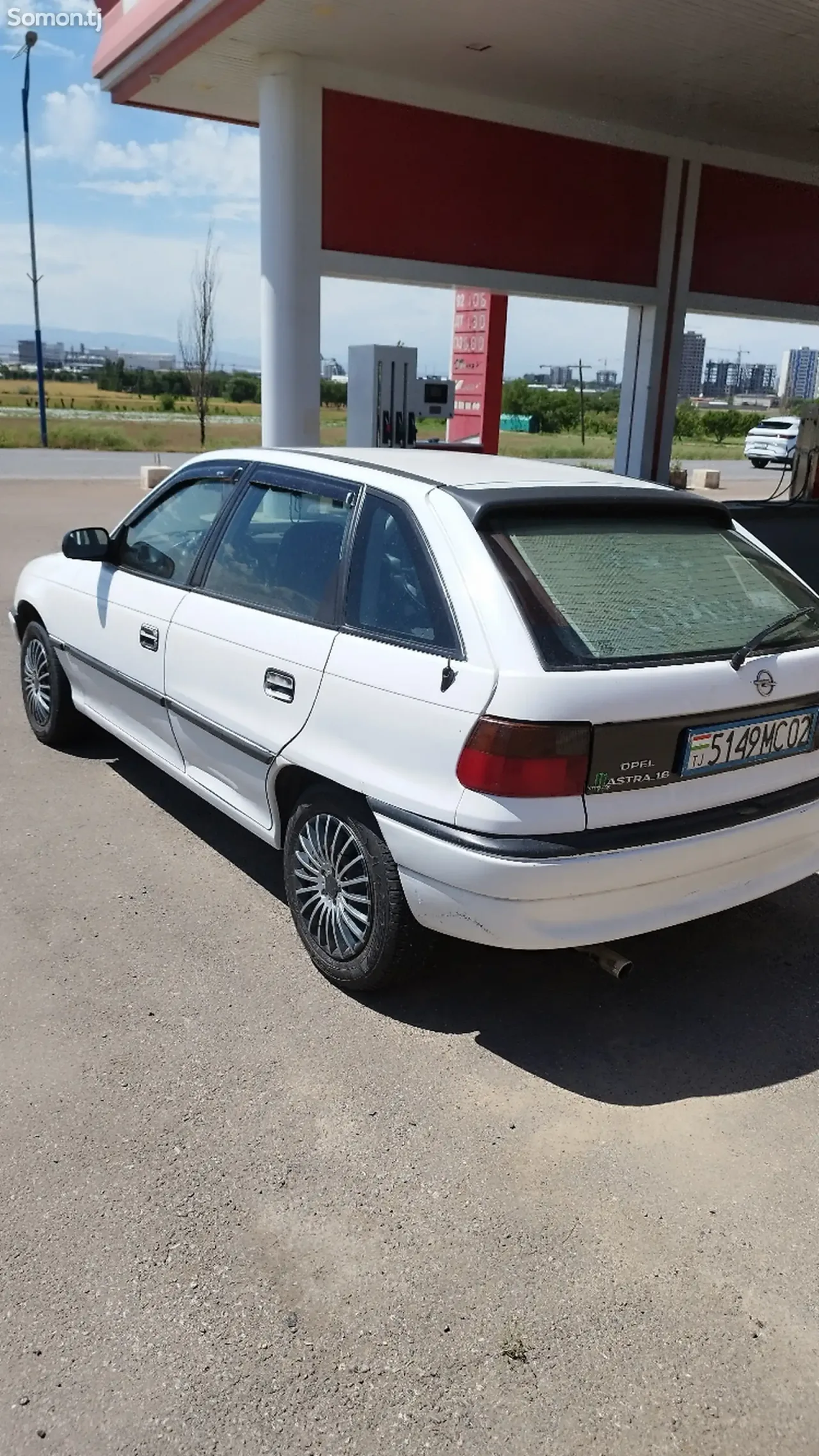 Opel Astra G 1996 · 1.6 MT