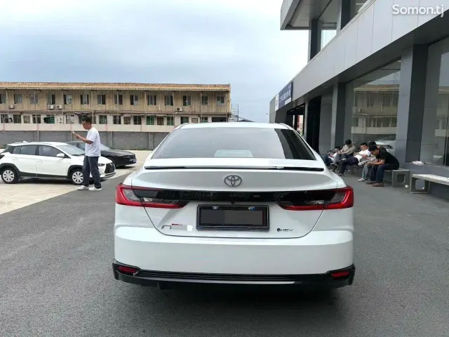 Toyota Camry 2025 · 2.5 AT
