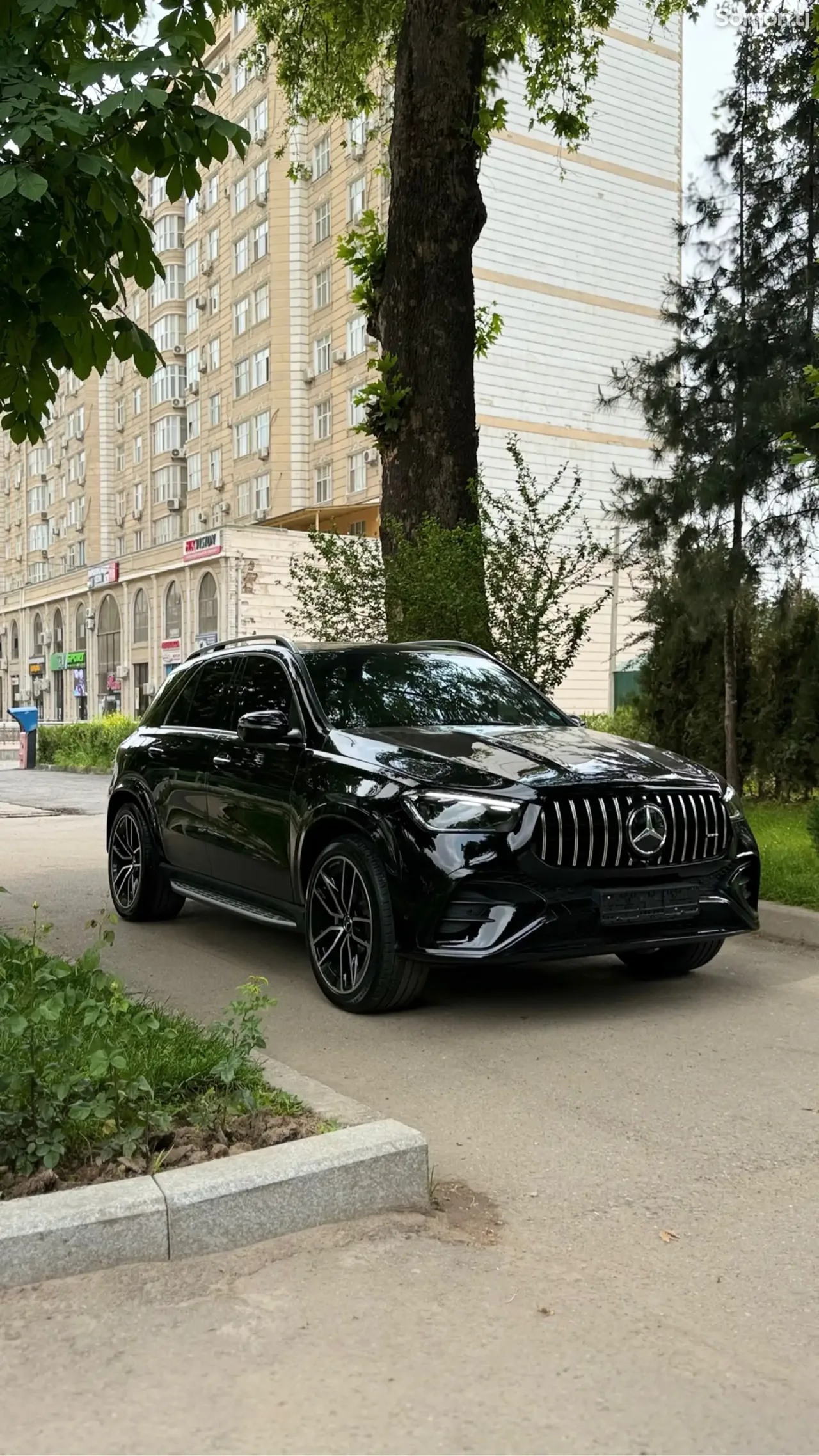 Mercedes-Benz GLE class 2024 · 3.5 AT