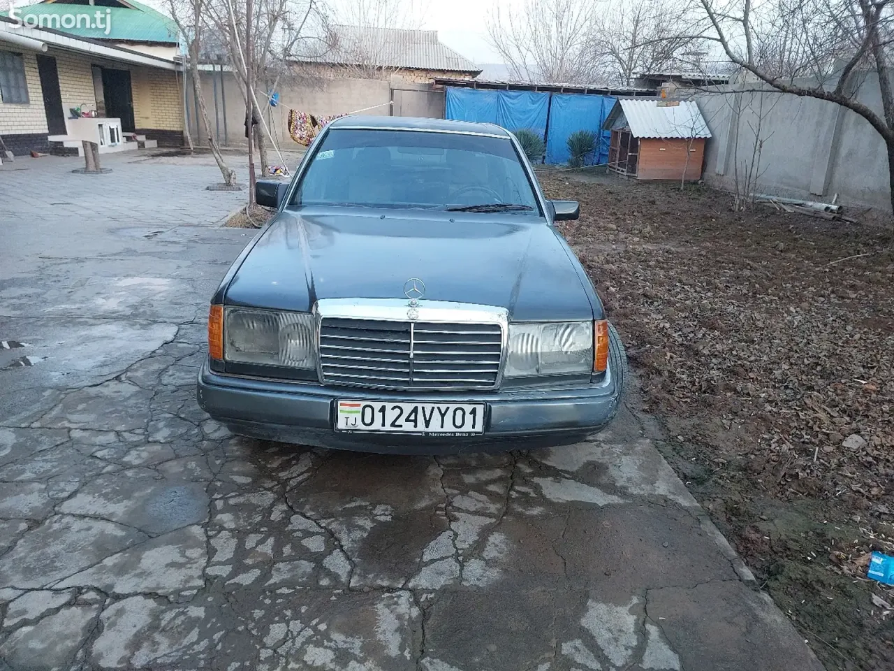 Mercedes-Benz W124 1991 · 2.7 MT