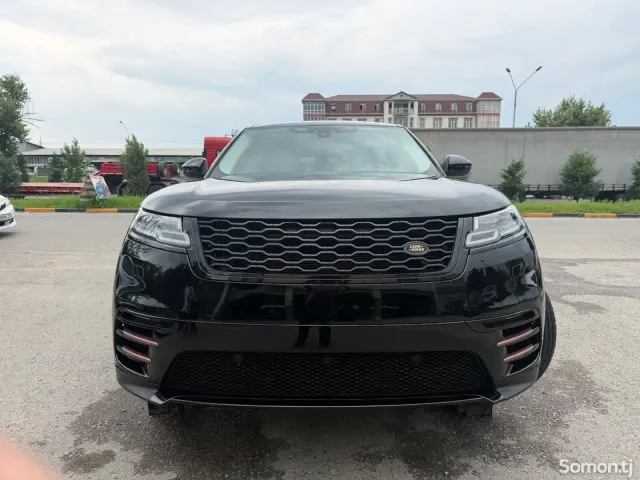 Land Rover Range Rover Velar 2020 · 2.5 AT