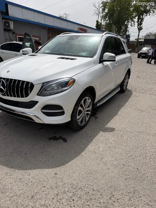 Mercedes-Benz GLE class 2018 · 3.5 AT