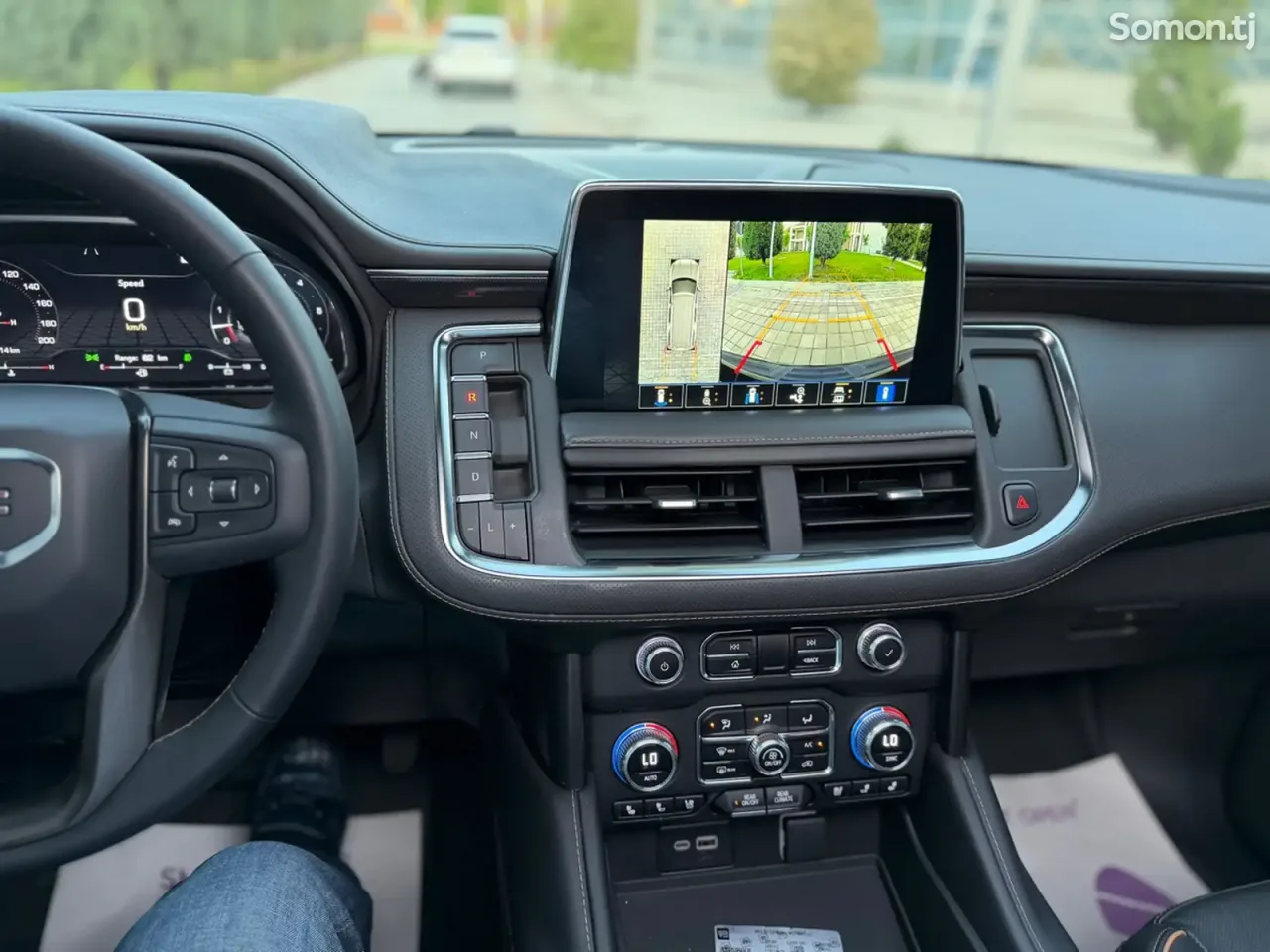 GMC Yukon 2023 · 6.2 AT