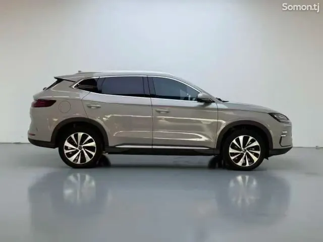 BYD Song Plus 2023 · AT