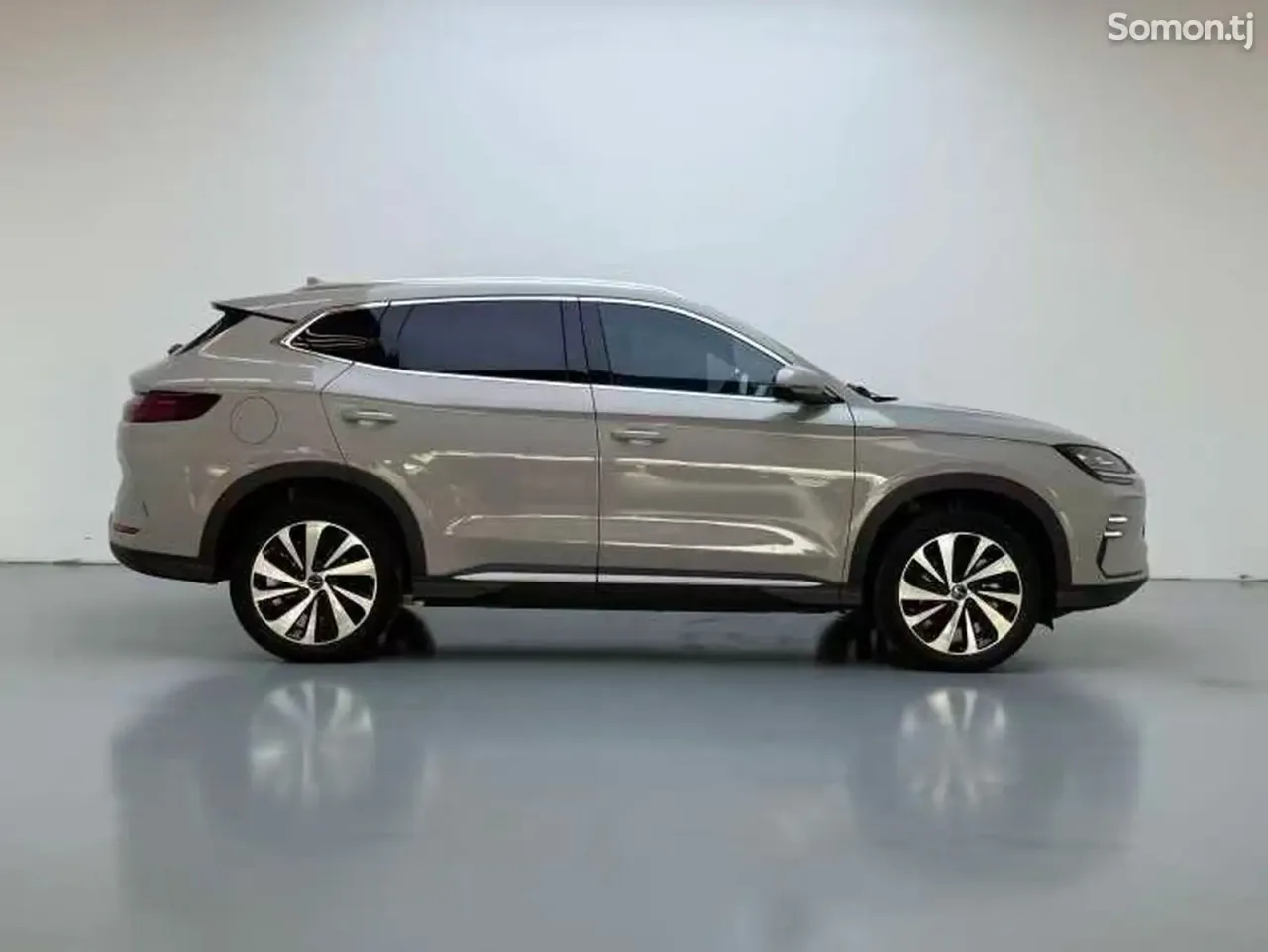 BYD Song Plus 2023 · AT