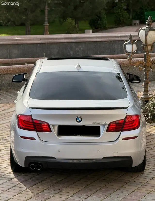 BMW 5 series 2011 · 2.0 AT