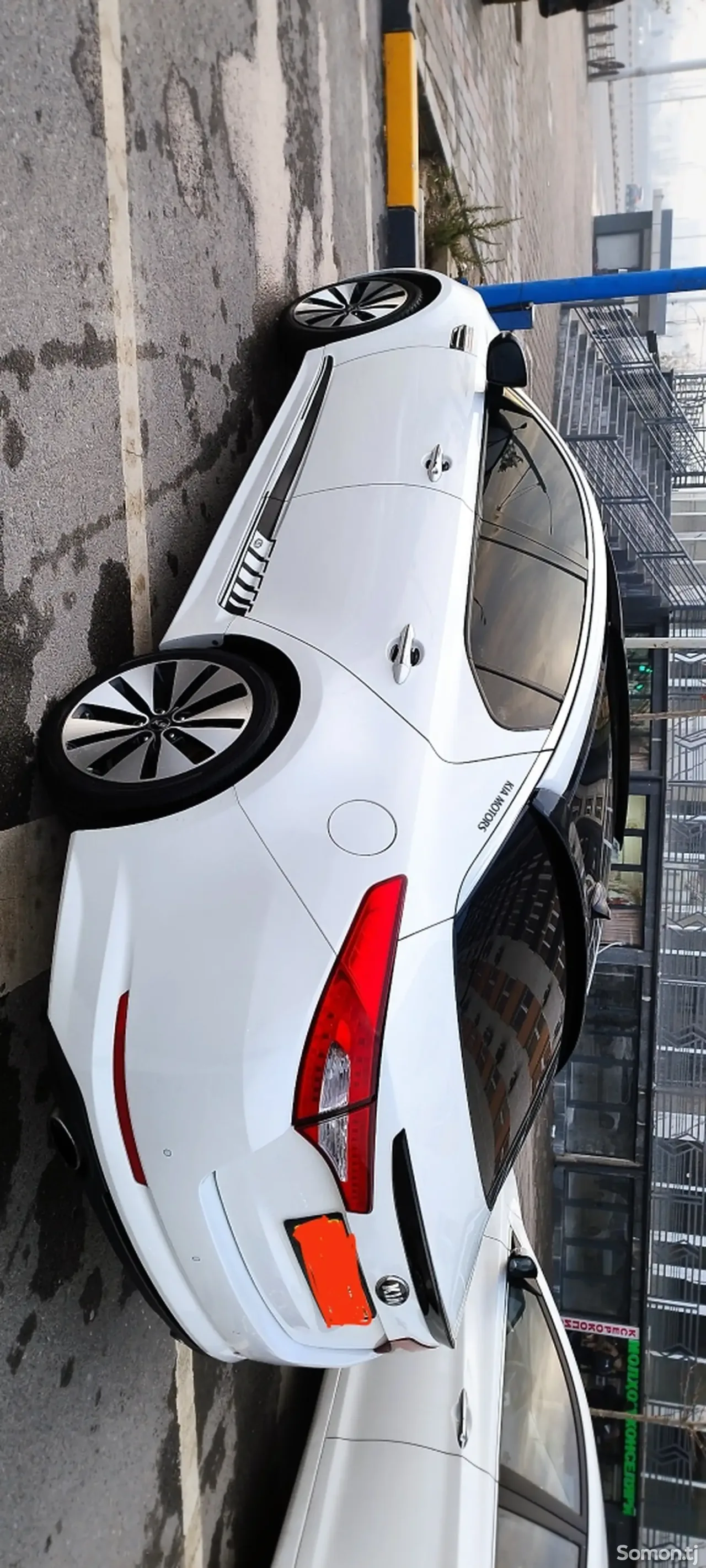 Kia K5 2012 · 2.0 AT