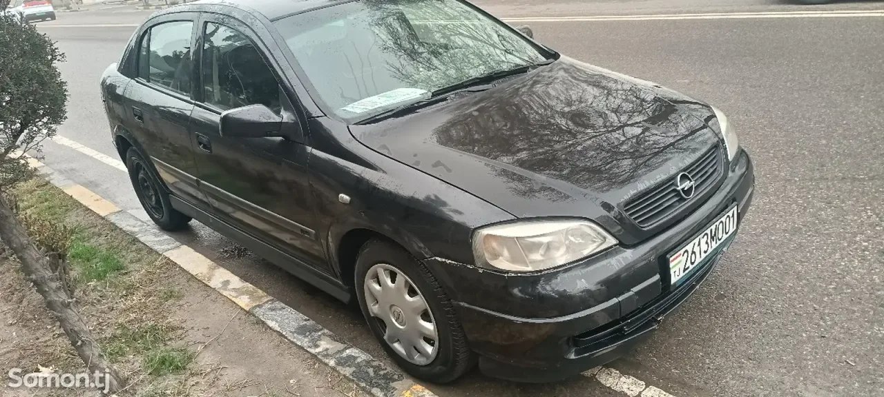 Opel Astra G 2000 · 1.6 MT