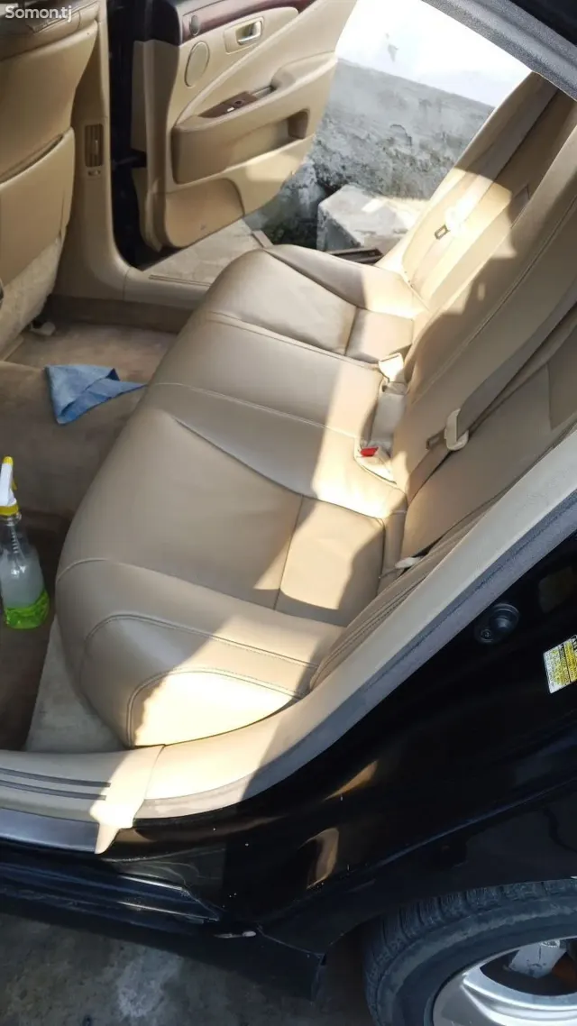 Lexus LS series 2008 · 4.6 AT