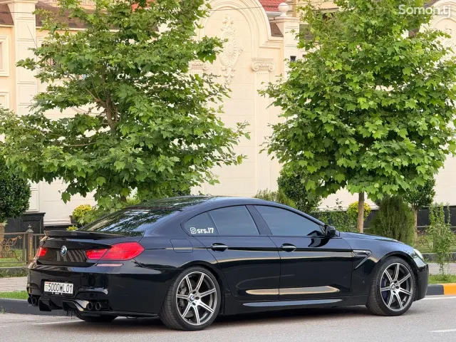 BMW M6 2014 · 4.4 AMT
