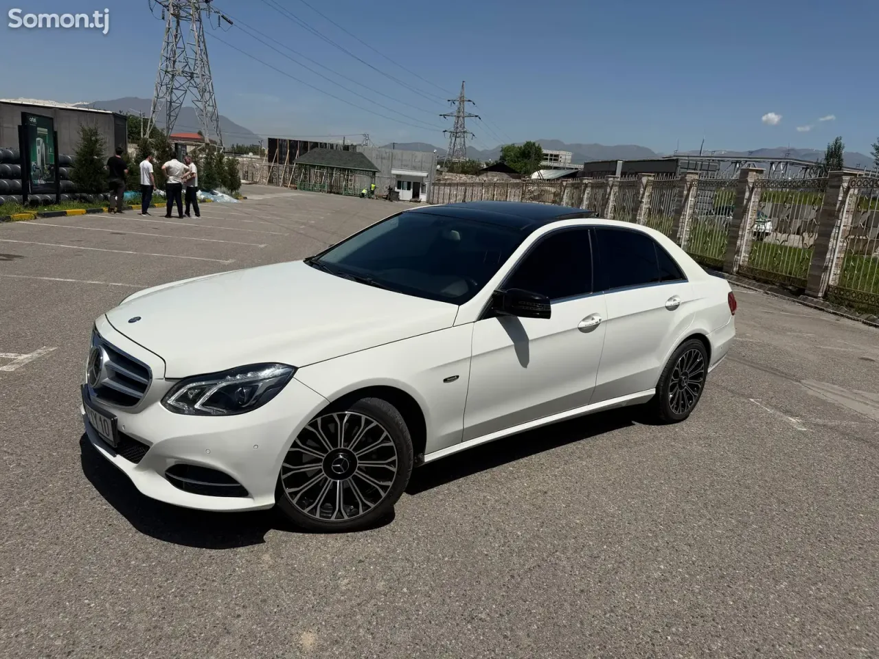 Mercedes-Benz E class 2012 · 3.0 AT