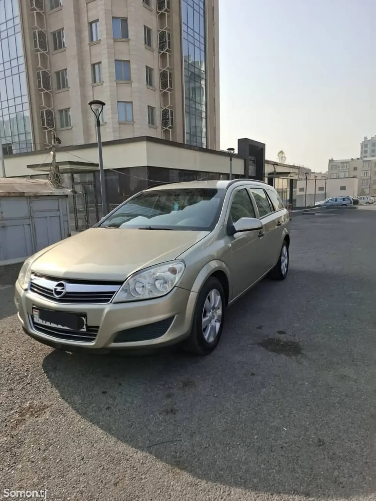Opel Astra H 2008 · 1.8 MT