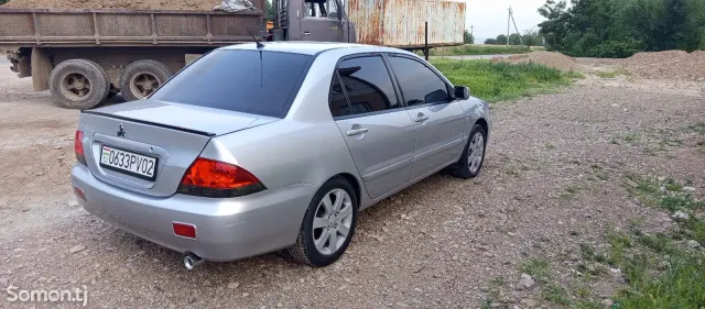 Mitsubishi Lancer 2007 · 1.6 MT