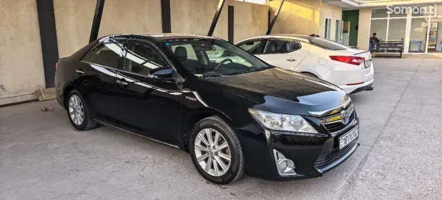 Toyota Camry 2014 · 2.5 AT
