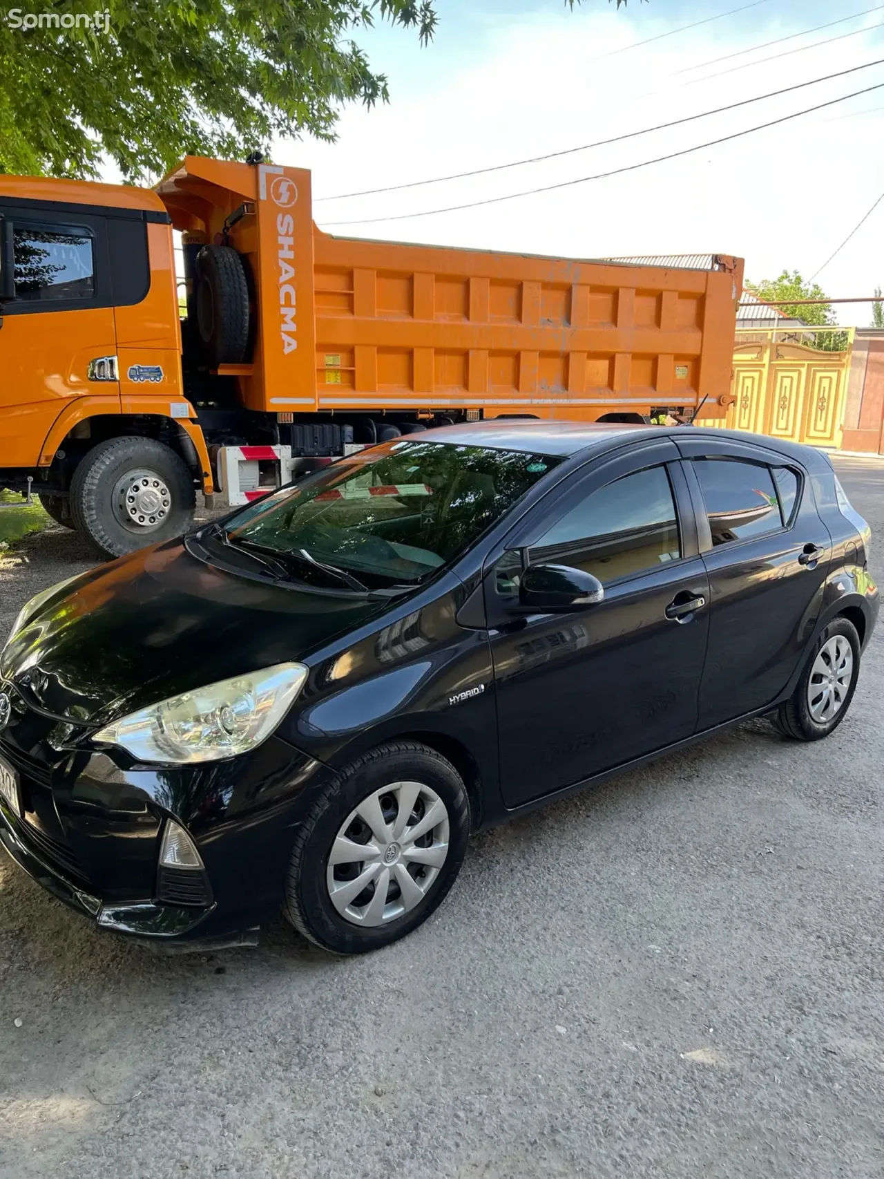 Toyota Aqua 2014 · 1.5 AT