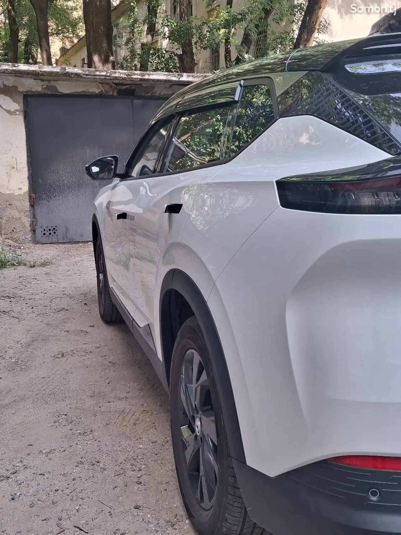 Dongfeng L7 2025 · AT