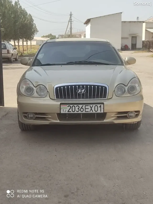 Hyundai Sonata 2003 · 2.0 MT
