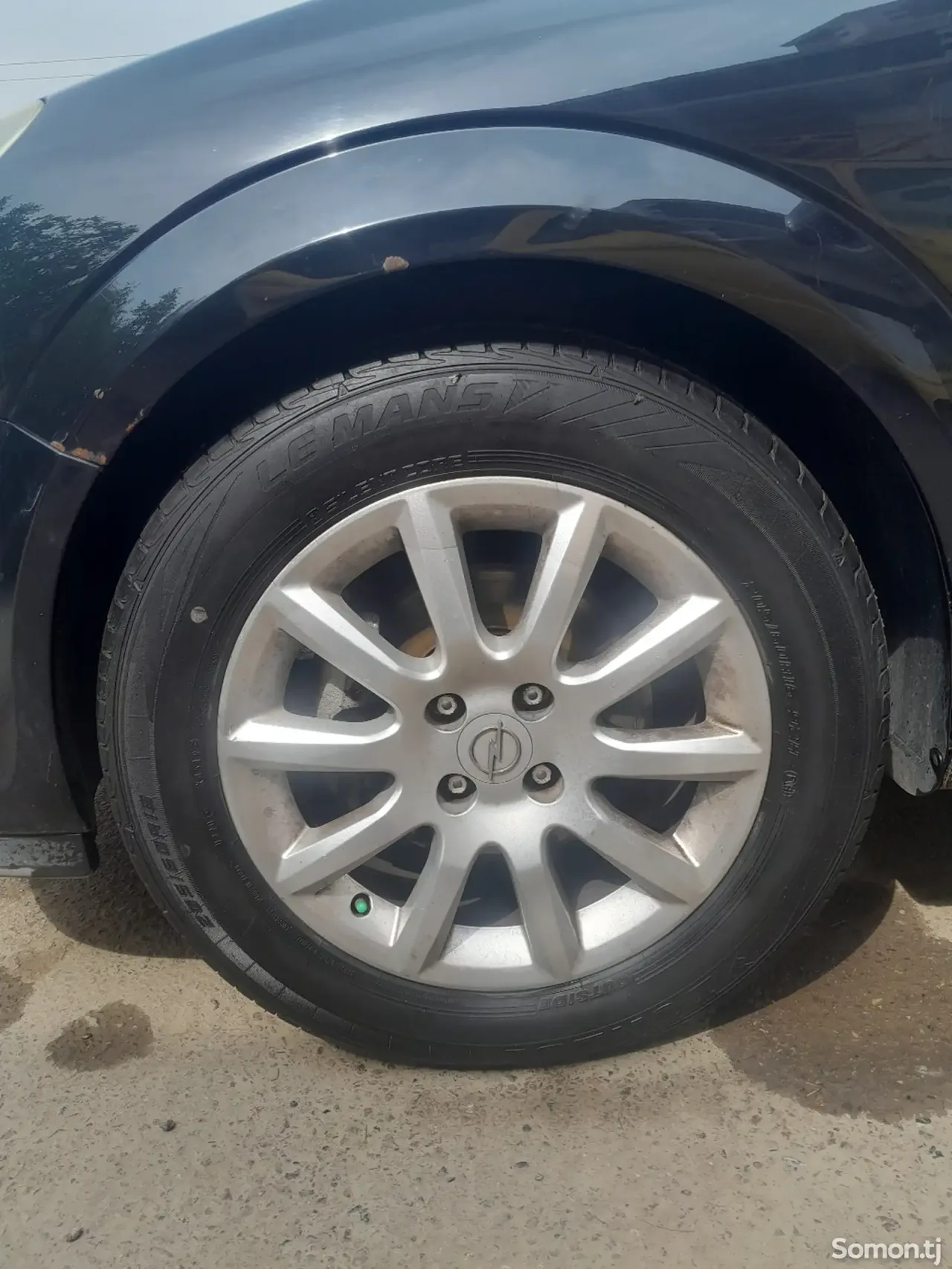 Opel Astra H 2006 · 1.6 MT