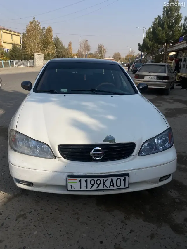 Nissan Maxima 2002 · 3.0 MT