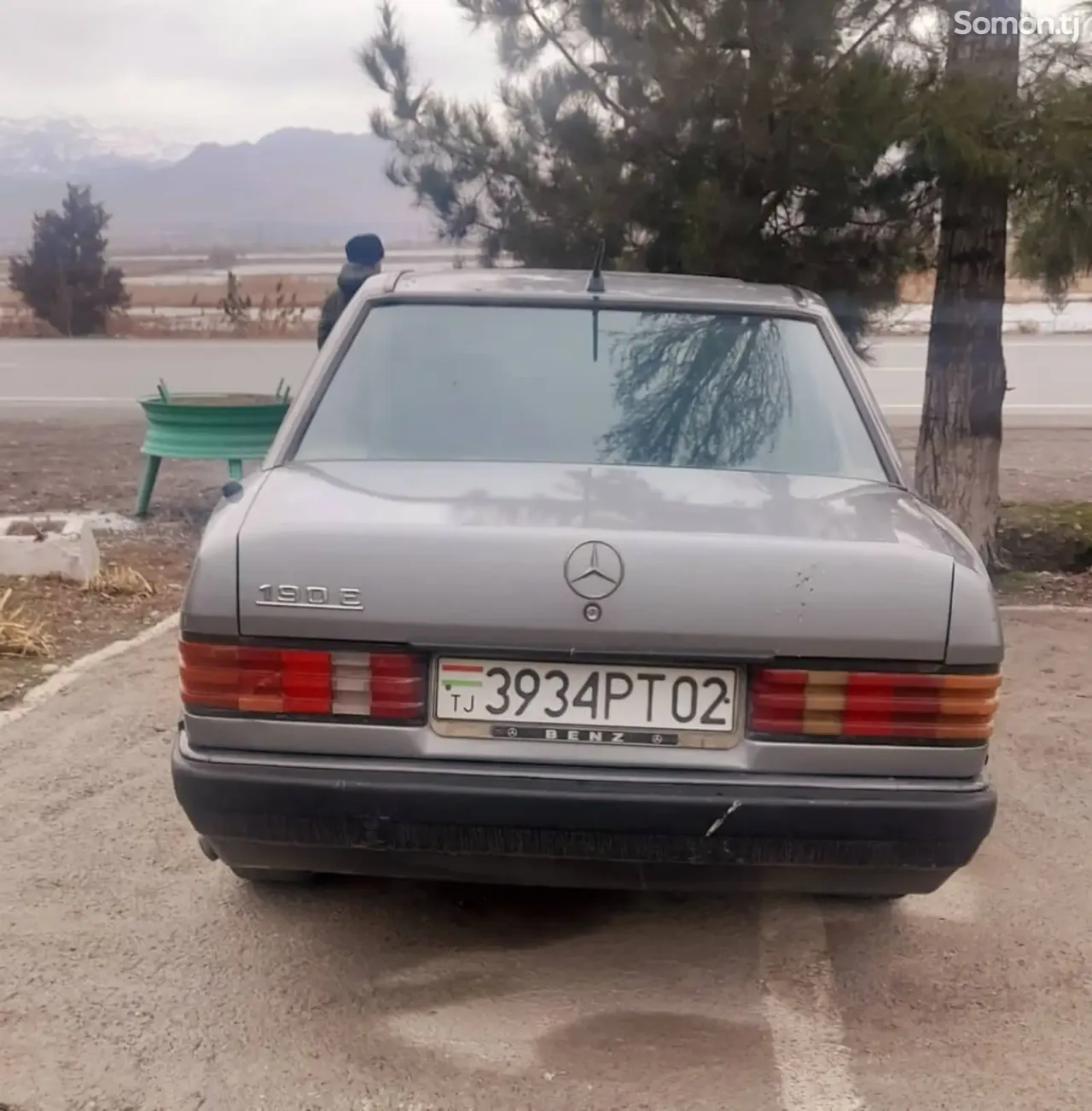 Mercedes-Benz W201 1989 · 1.8 MT