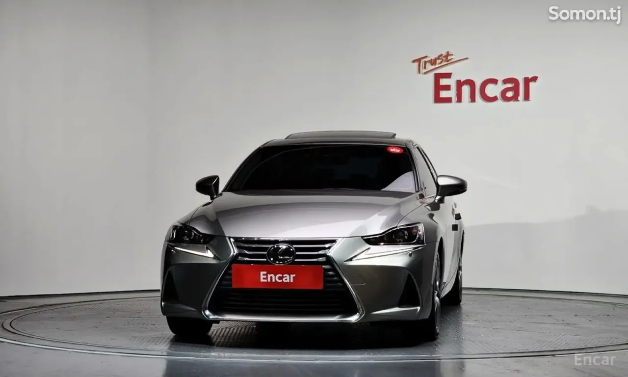 Lexus IS series 2019 · 2.0 AT