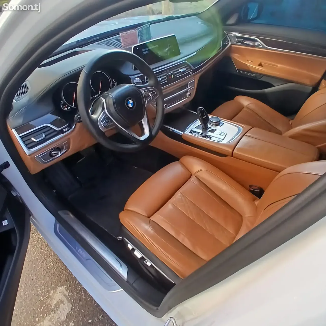 BMW 7 series 2017 · 3.0 AT