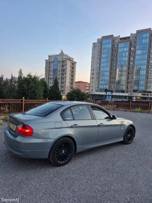 BMW 3 series 2007 · 2.0 MT