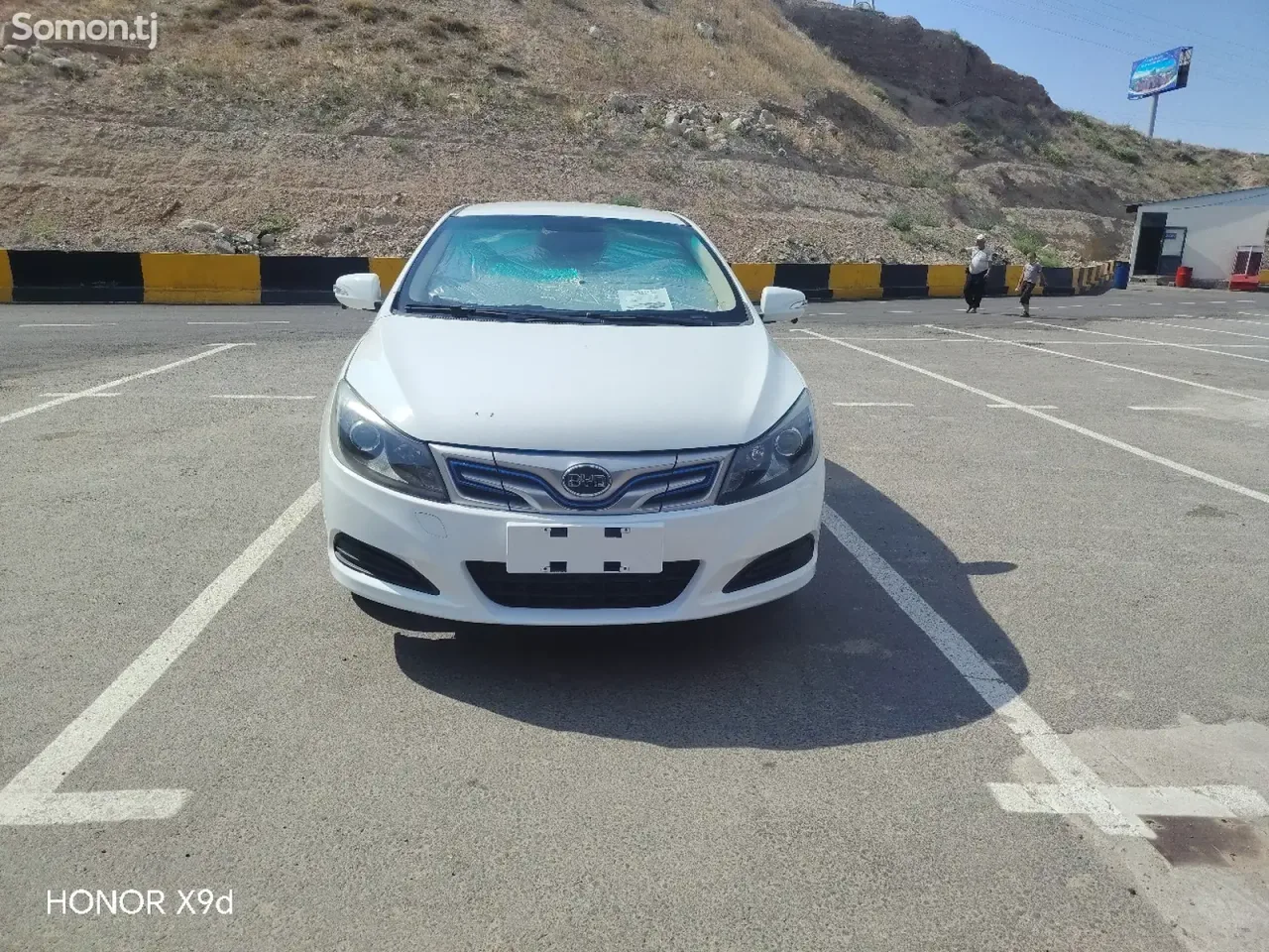 BYD E5 2020 · AT