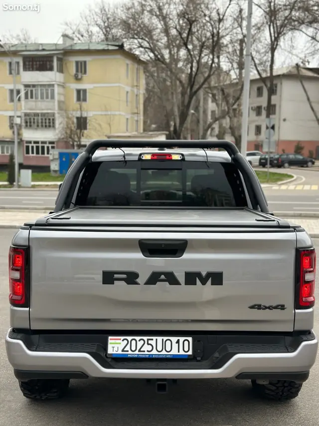 Dodge RAM 2025 · 3.6 AT