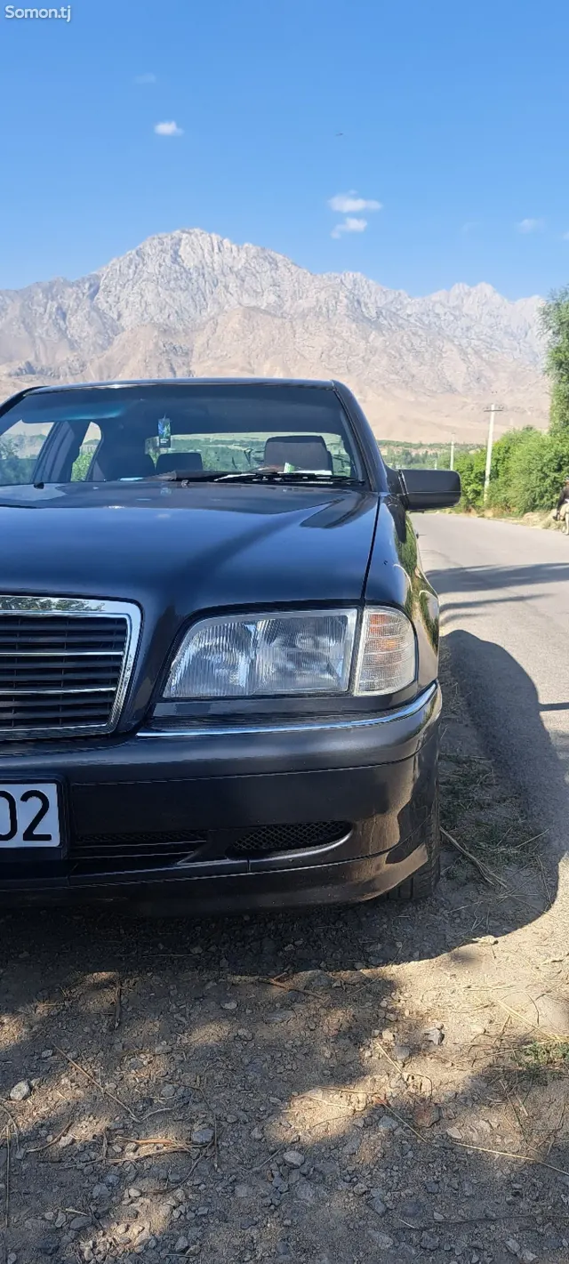 Mercedes-Benz C class 2000 · 1.8 AT